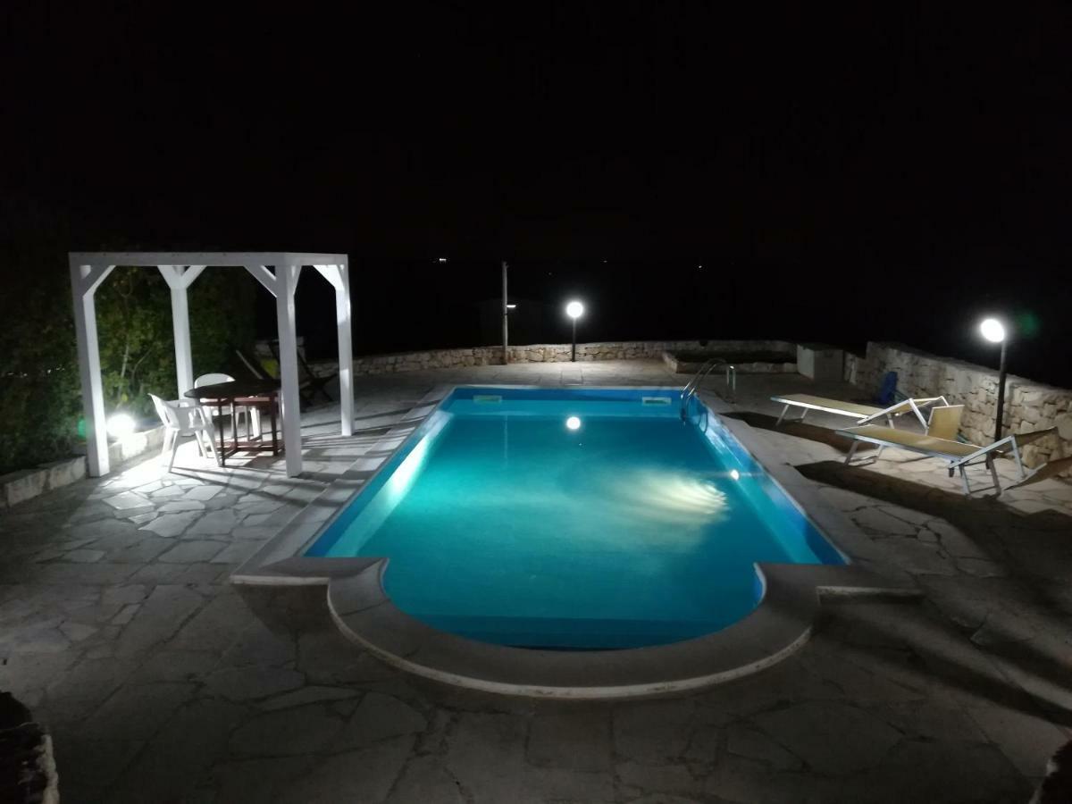 Trullo Monte Del Sale Vendégház Alberobello Kültér fotó